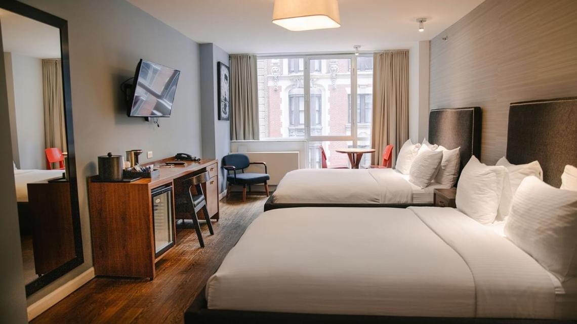 Hotel 32 32 New York City Exterior photo