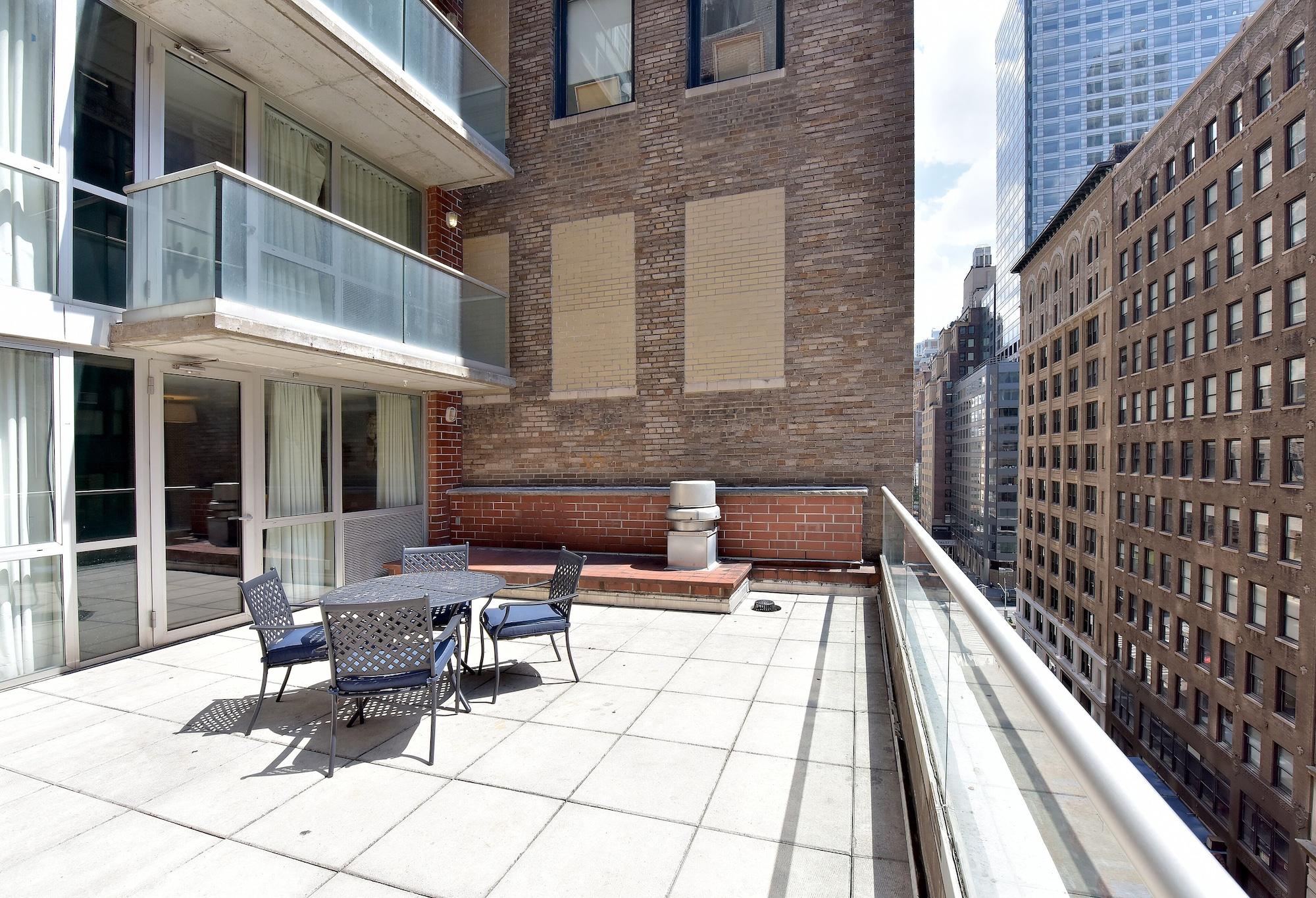 Hotel 32 32 New York City Exterior photo
